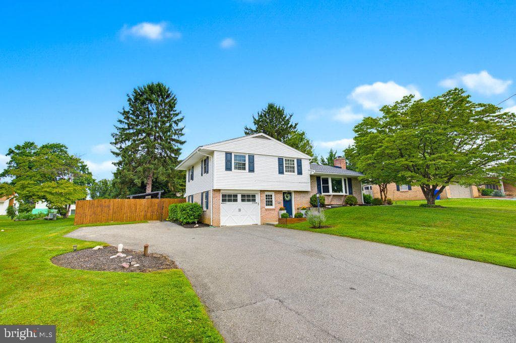107 E Penn Grant Road photo 3