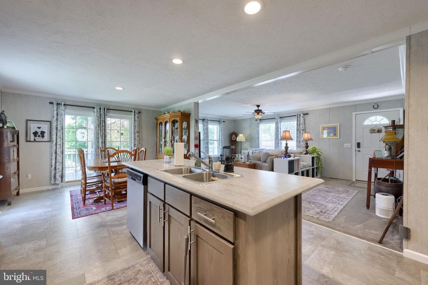 18 Dogwood Drive photo 12