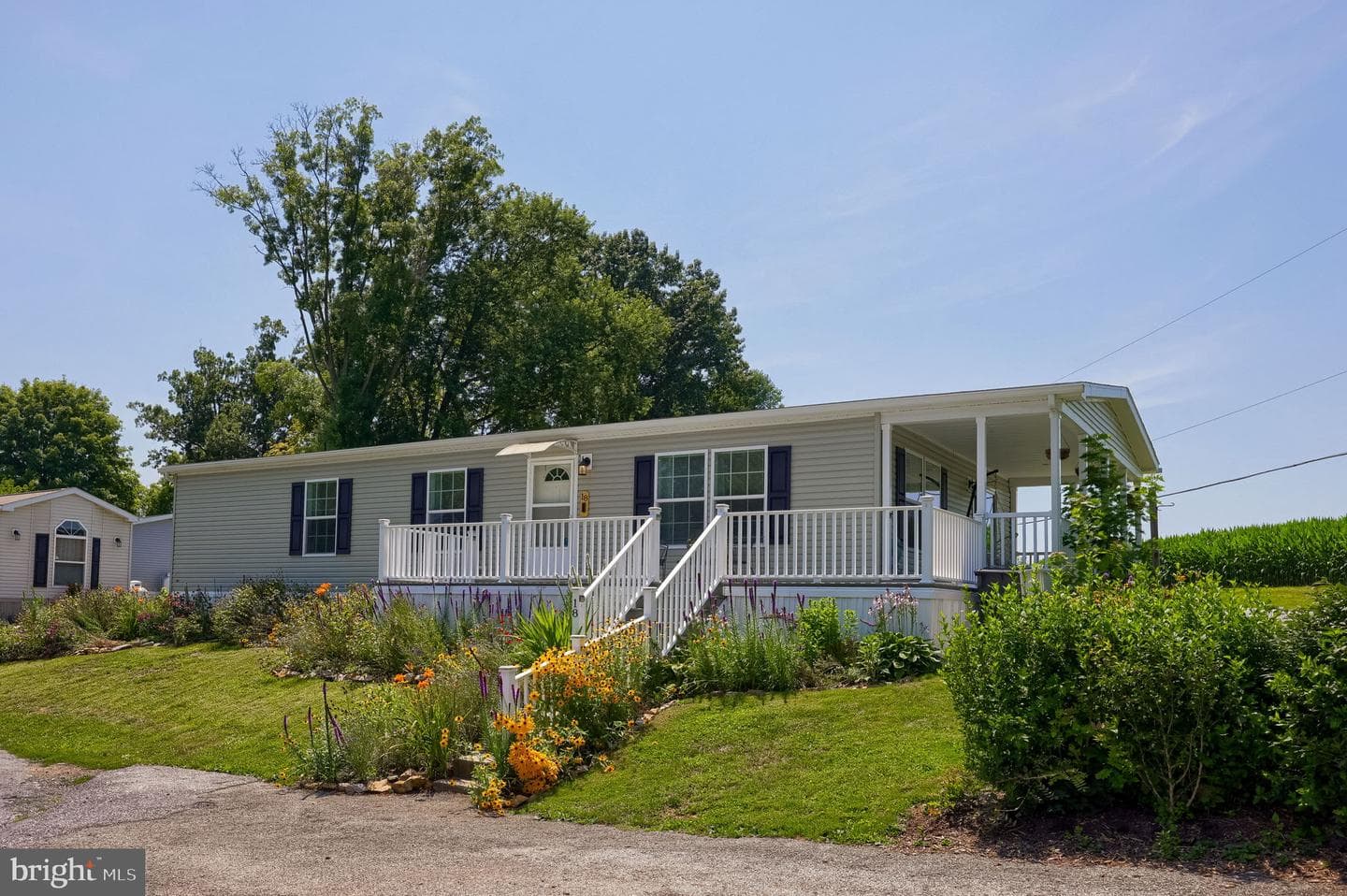 18 Dogwood Drive photo 28