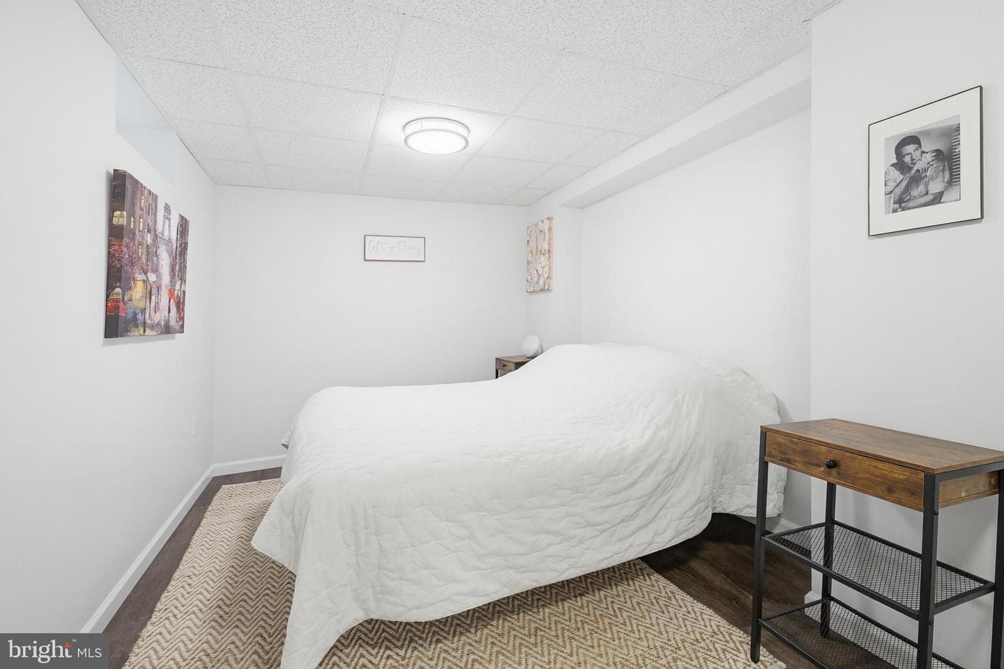 139 Montrose Avenue photo 28