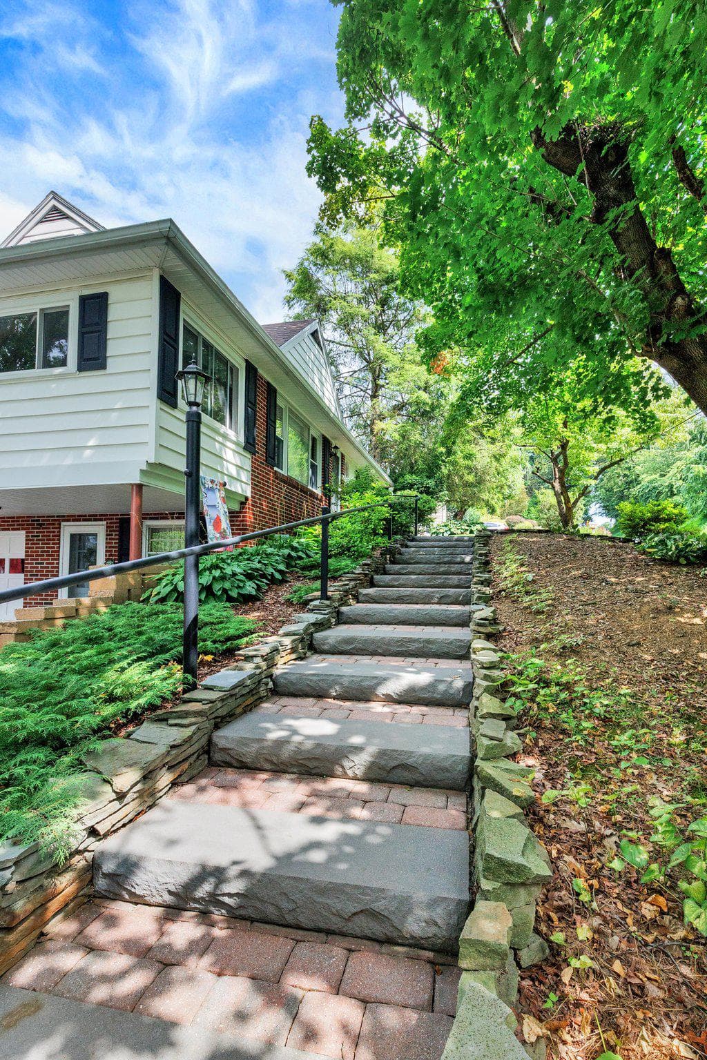 67 Shady Ln Dr photo 3