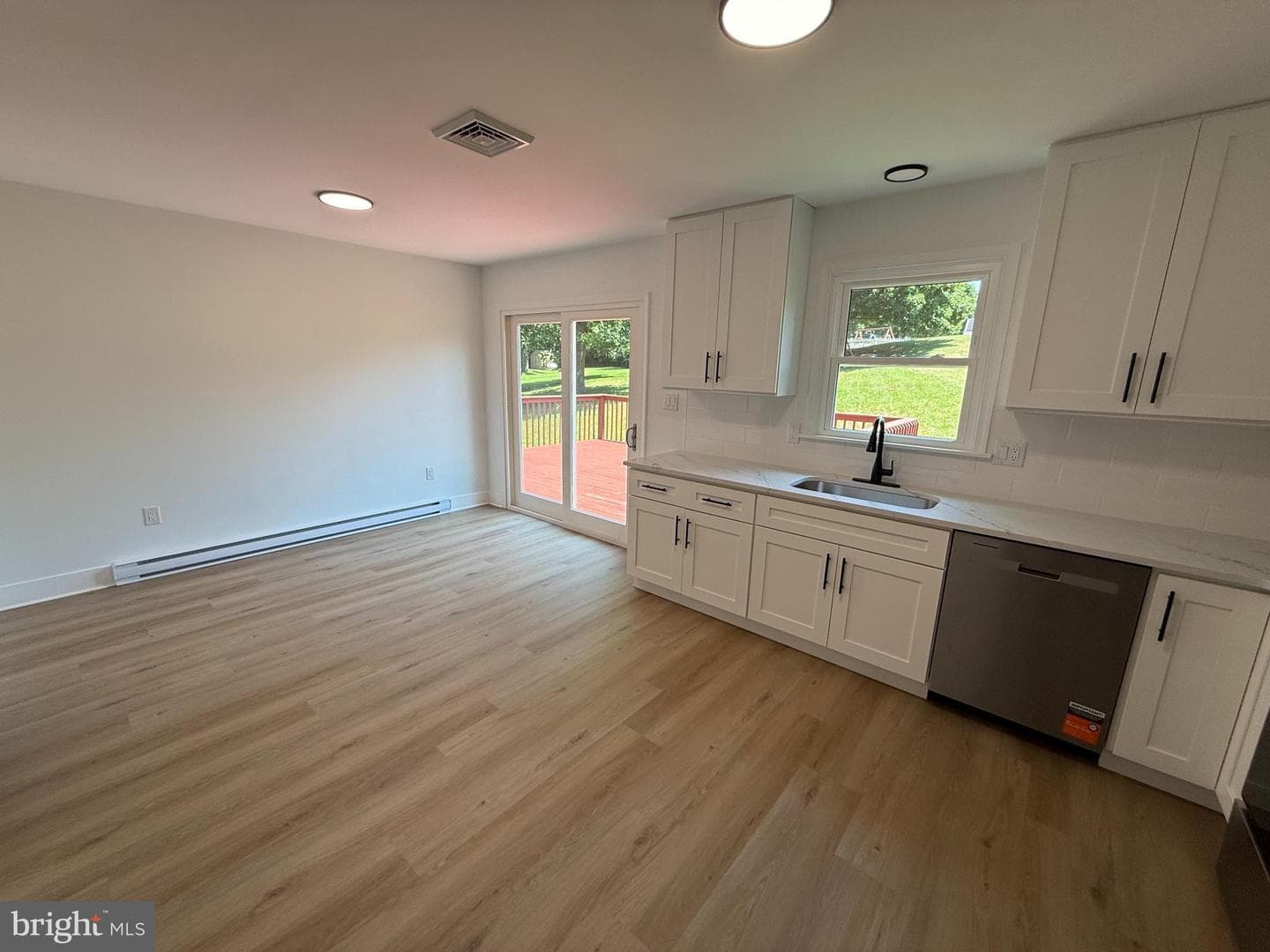 15 Den Mar Drive photo 5