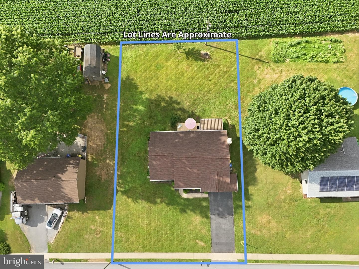 1739 Pioneer Road photo 45
