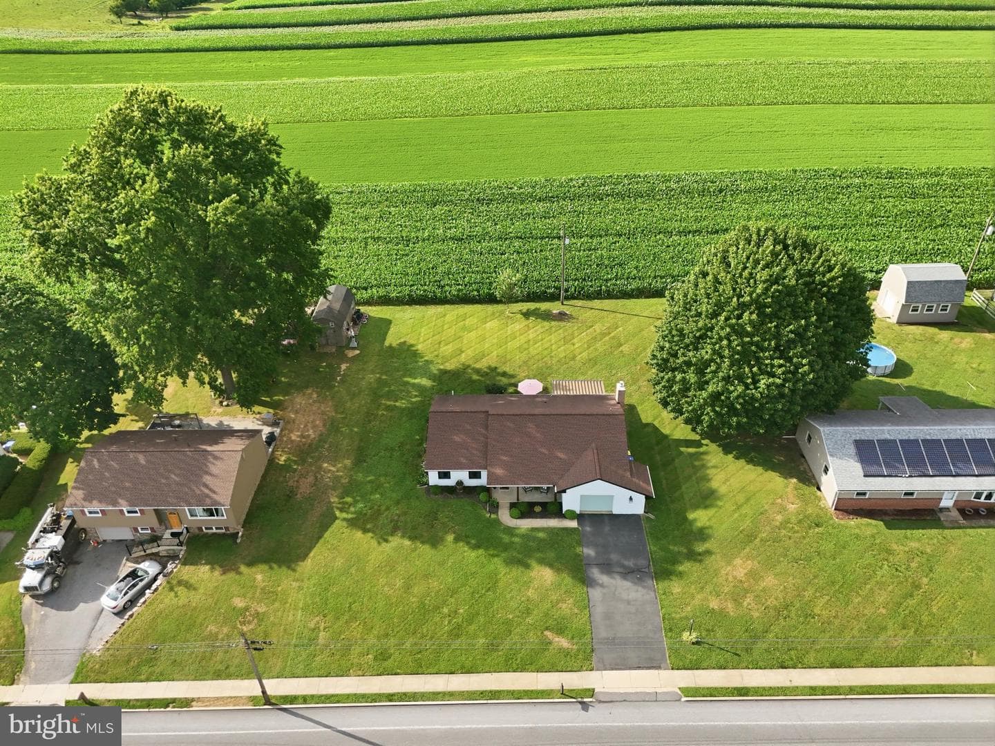 1739 Pioneer Road photo 54