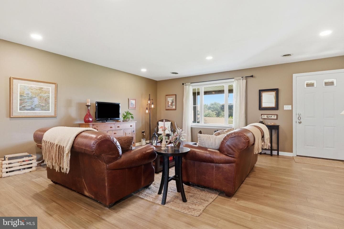 1739 Pioneer Road photo 8