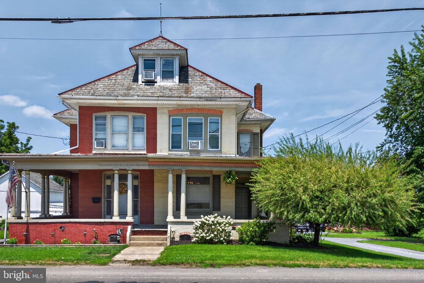201 W Main Street, Leola