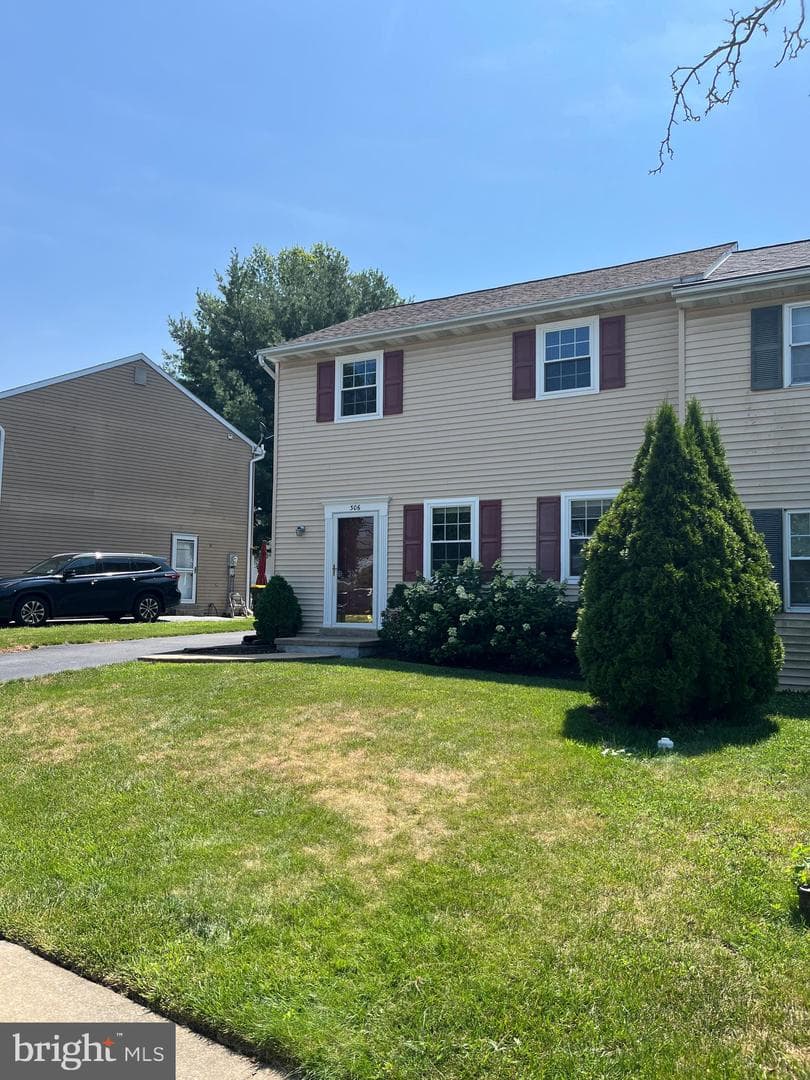 306 Dohner Drive, Lancaster