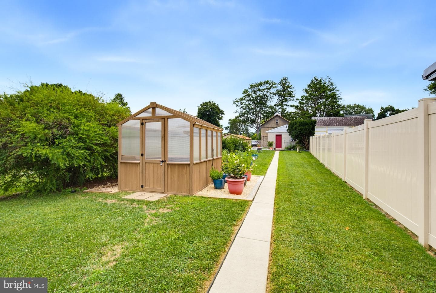 20 Willow Street photo 34