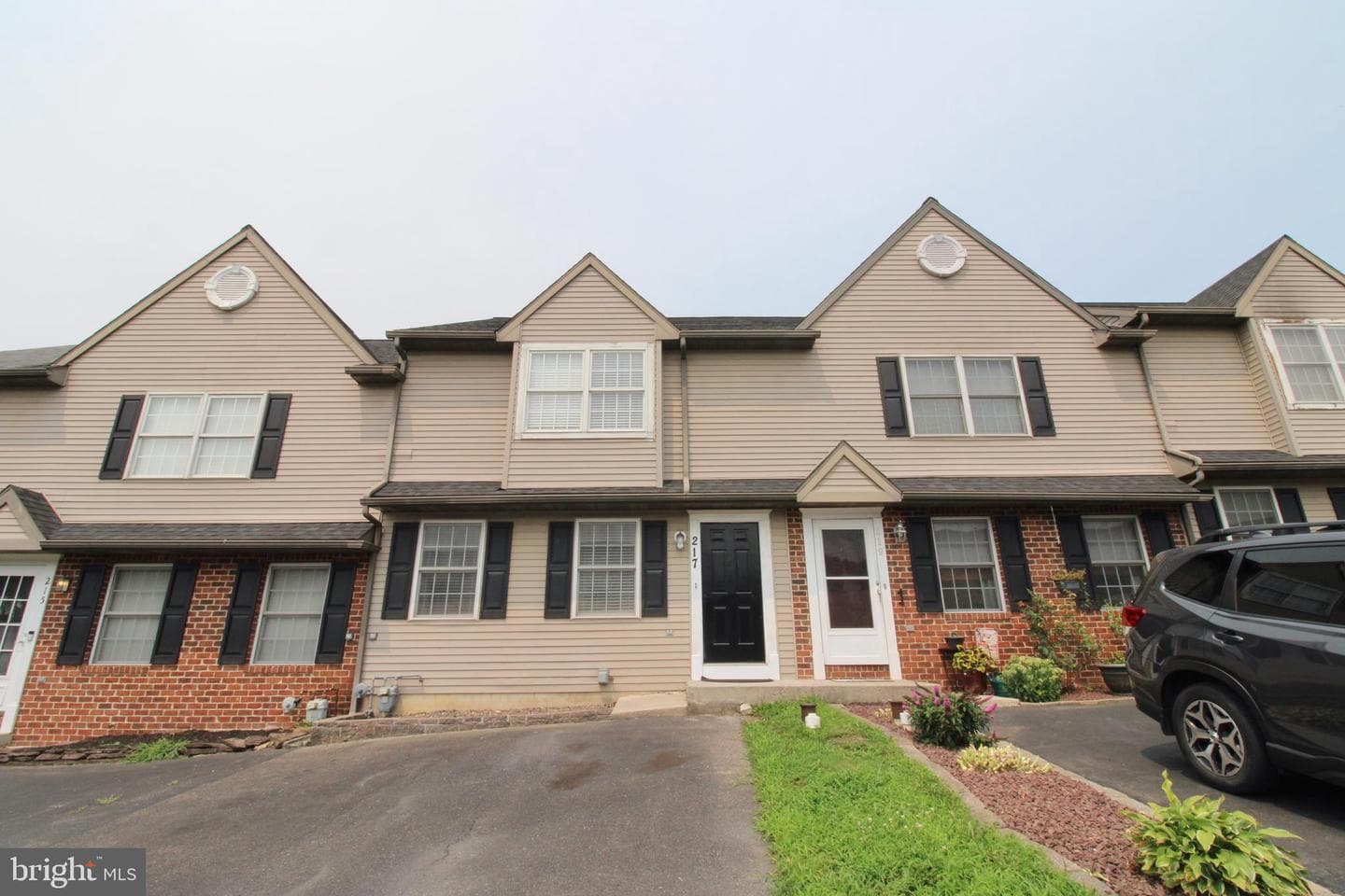 217 Quaking Aspen Lane, Marietta