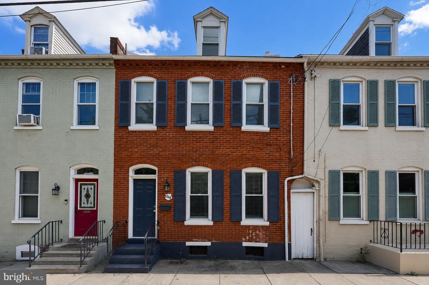 248 E Walnut Street, Lancaster