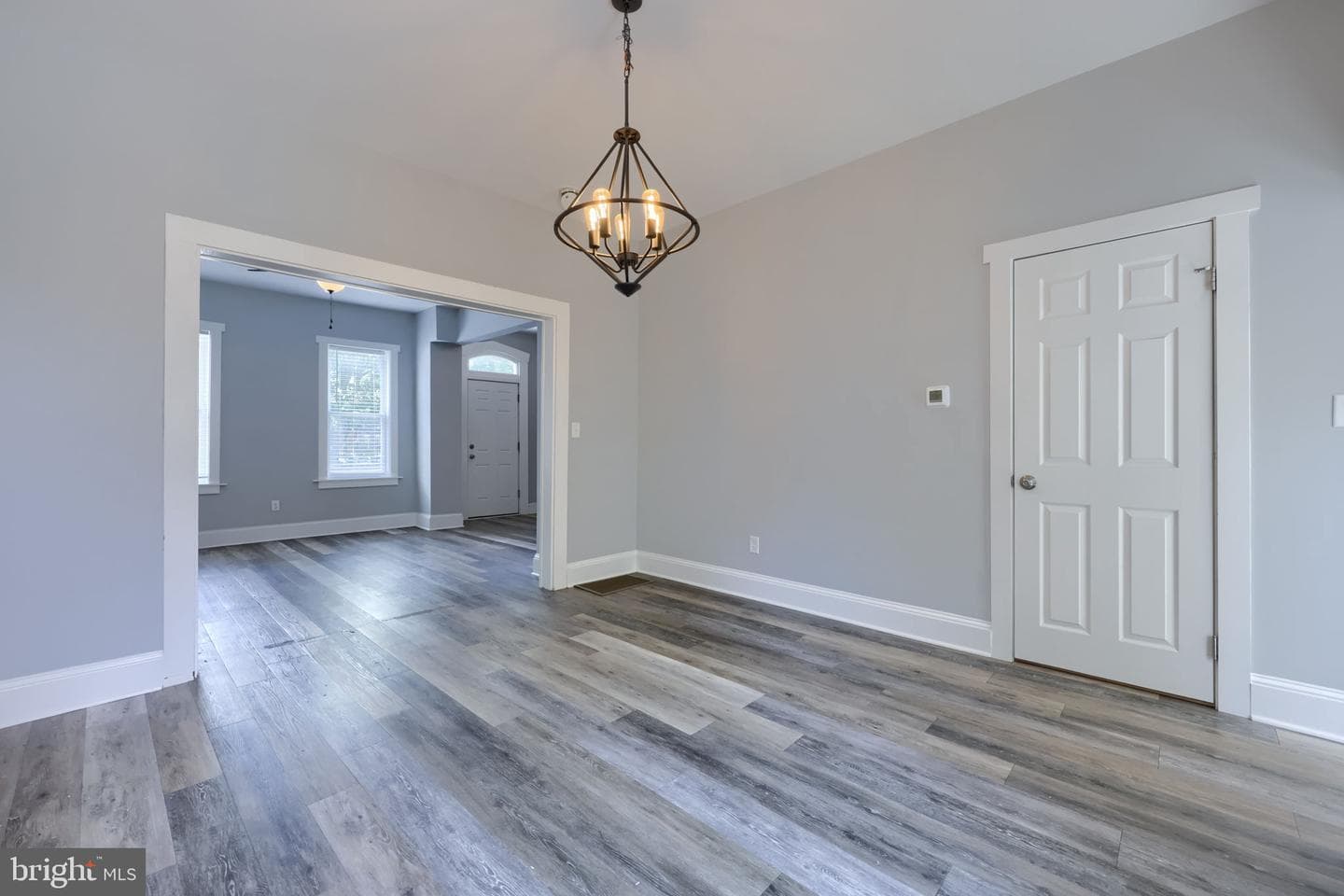 248 E Walnut Street photo 13