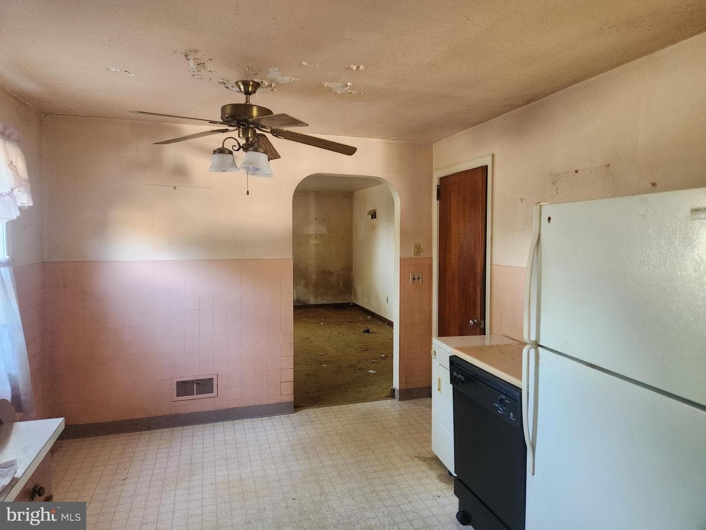 465 Lincoln Avenue photo 11