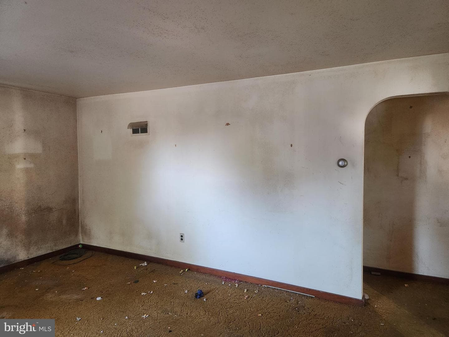 465 Lincoln Avenue photo 9