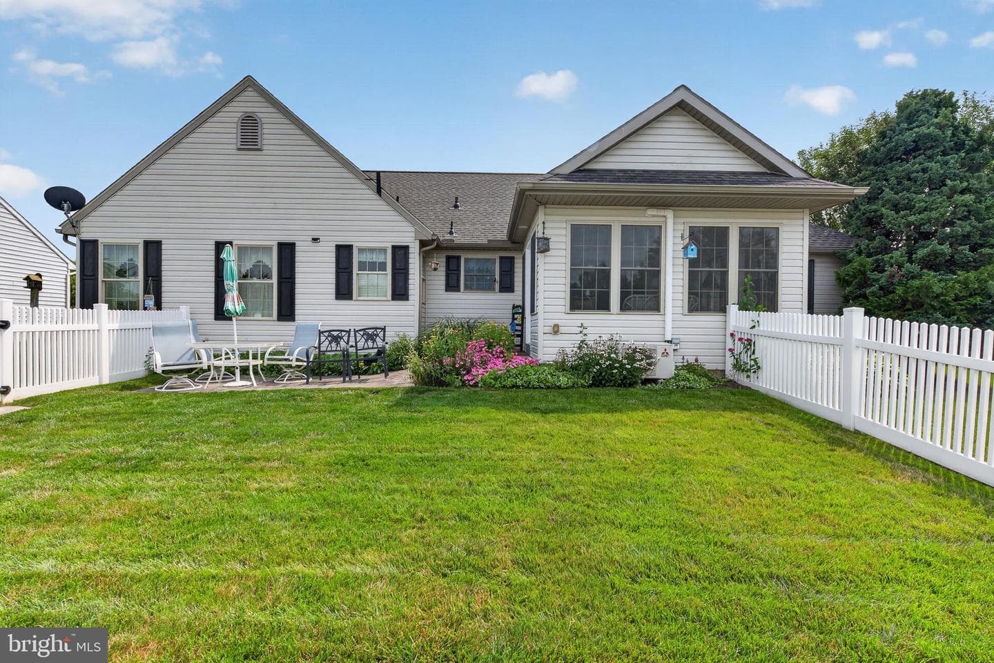 1417 Earl Avenue photo 32