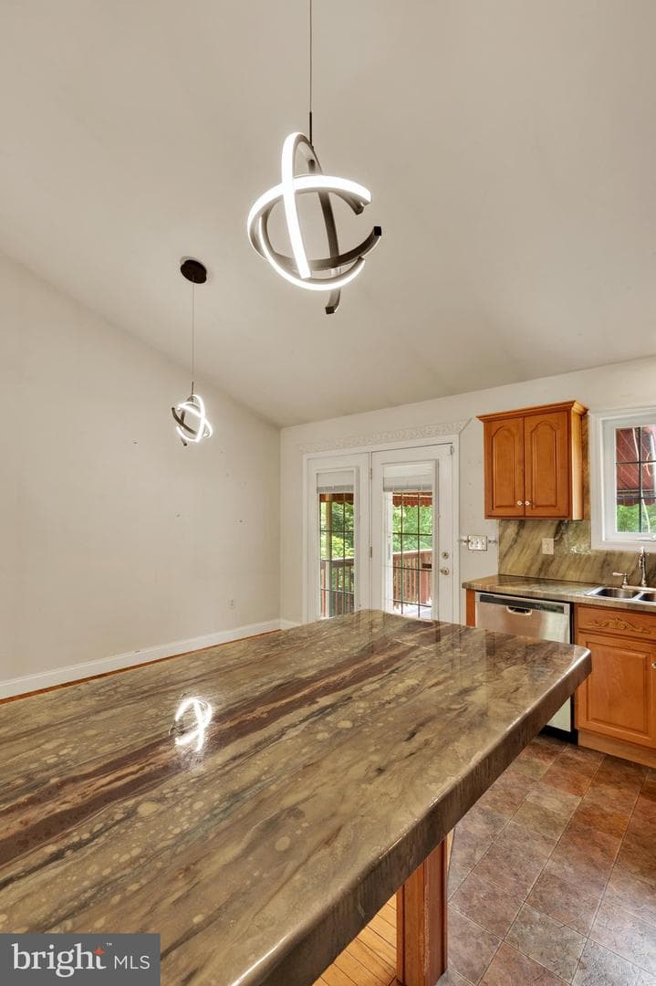 401 Rabbit Hill Lane photo 14