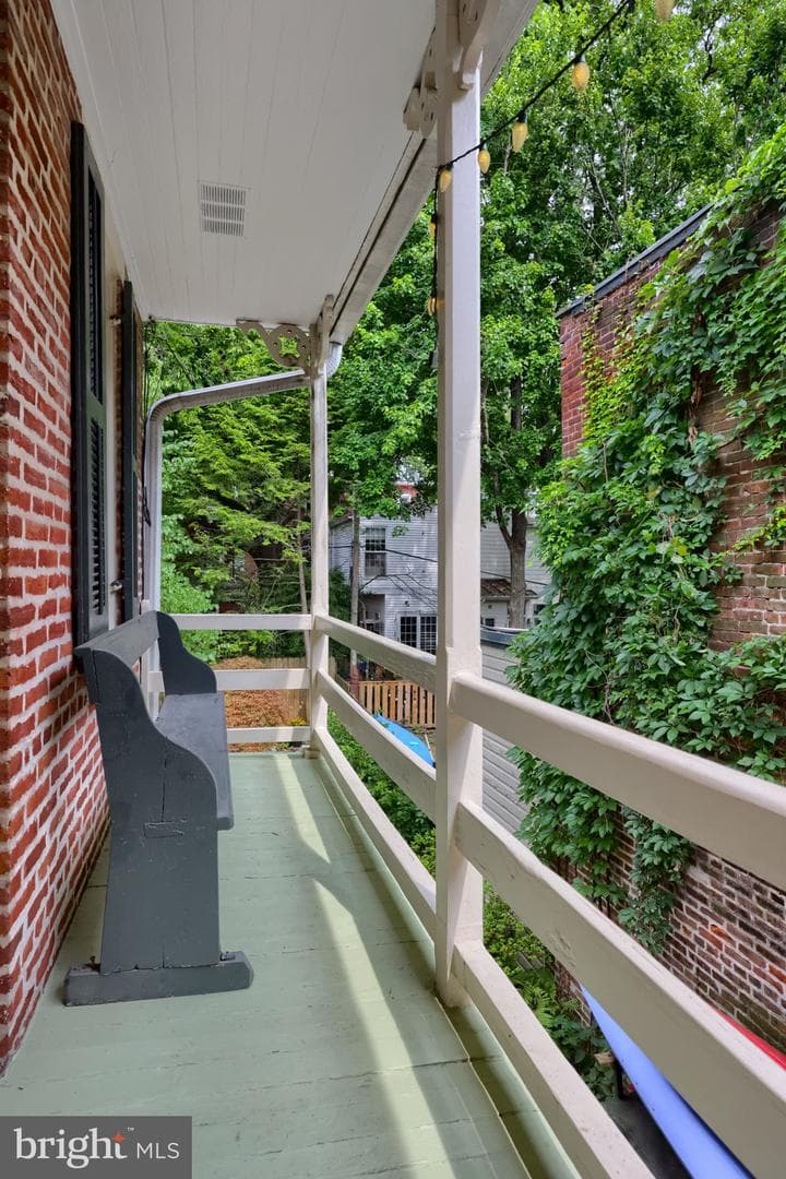 233 N Mary Street photo 35