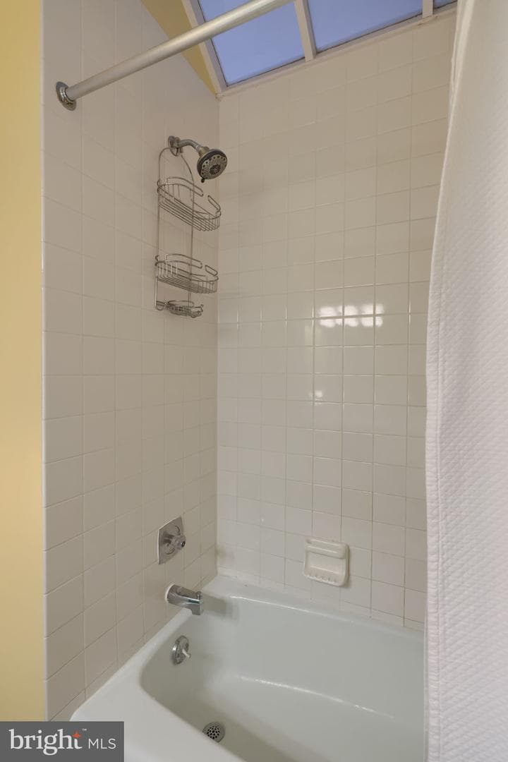 233 N Mary Street photo 38