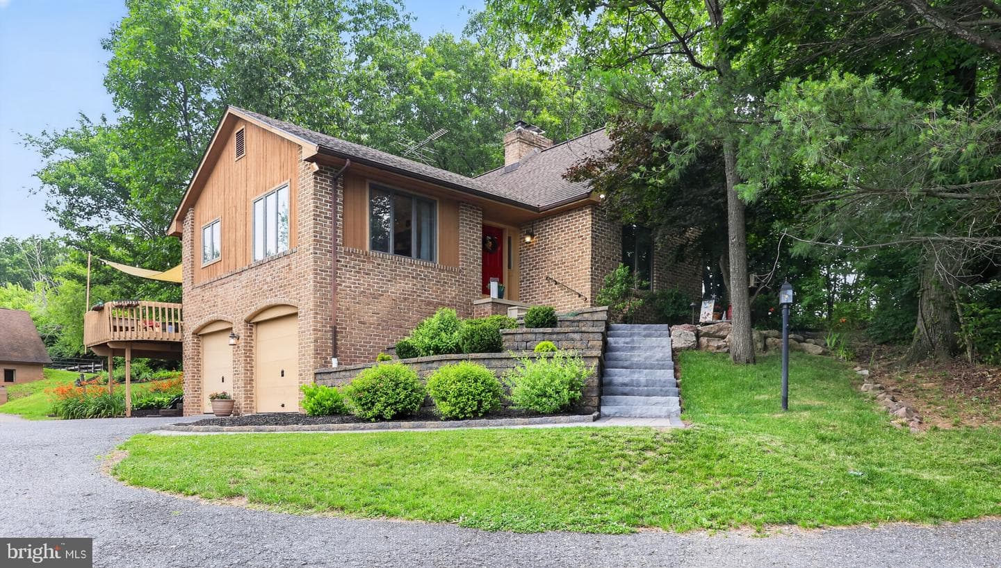 2571 Valley View Road photo 12