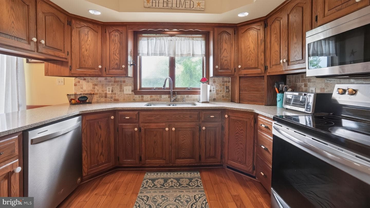 2571 Valley View Road photo 19