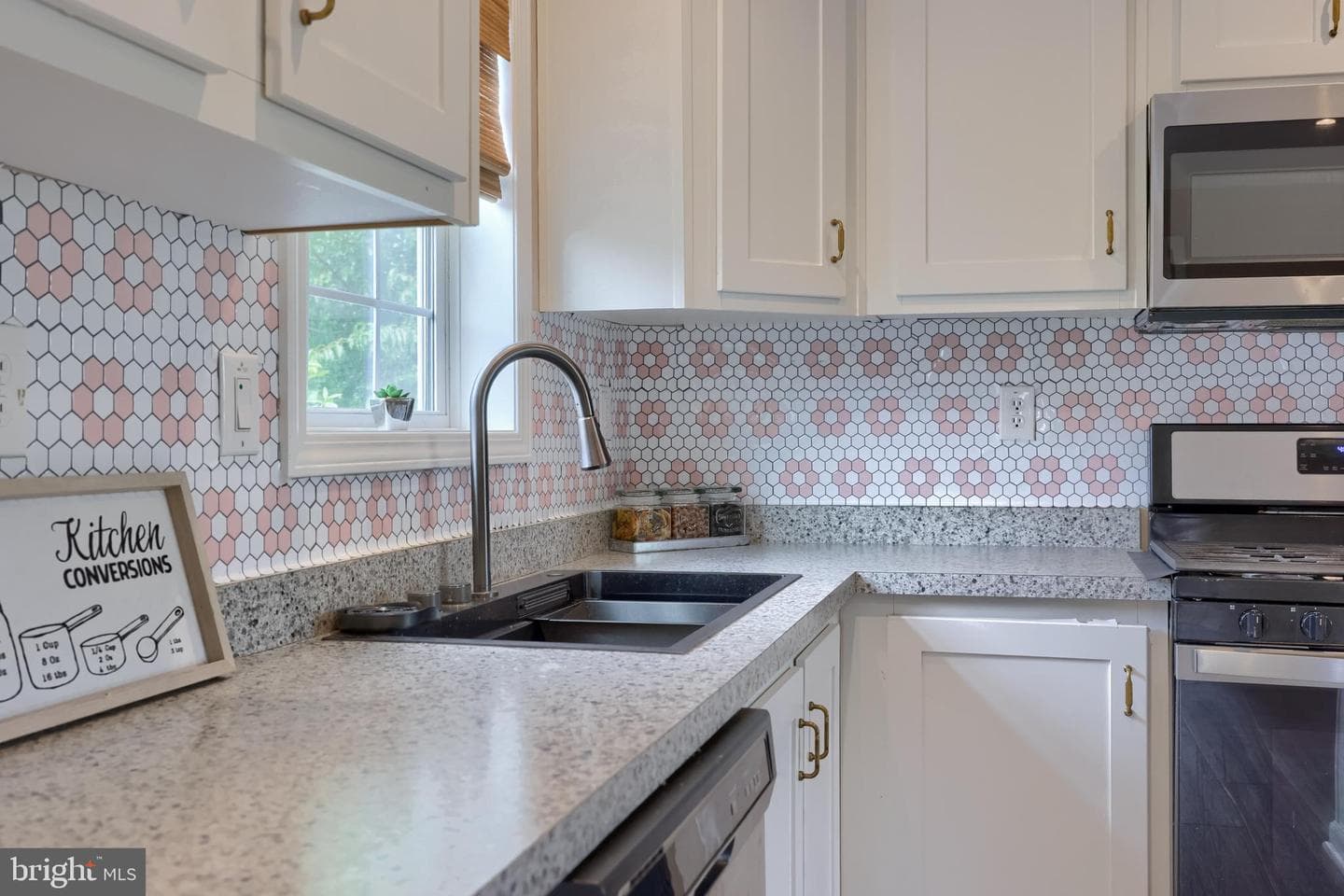 101 Fawn Meadow Court photo 23