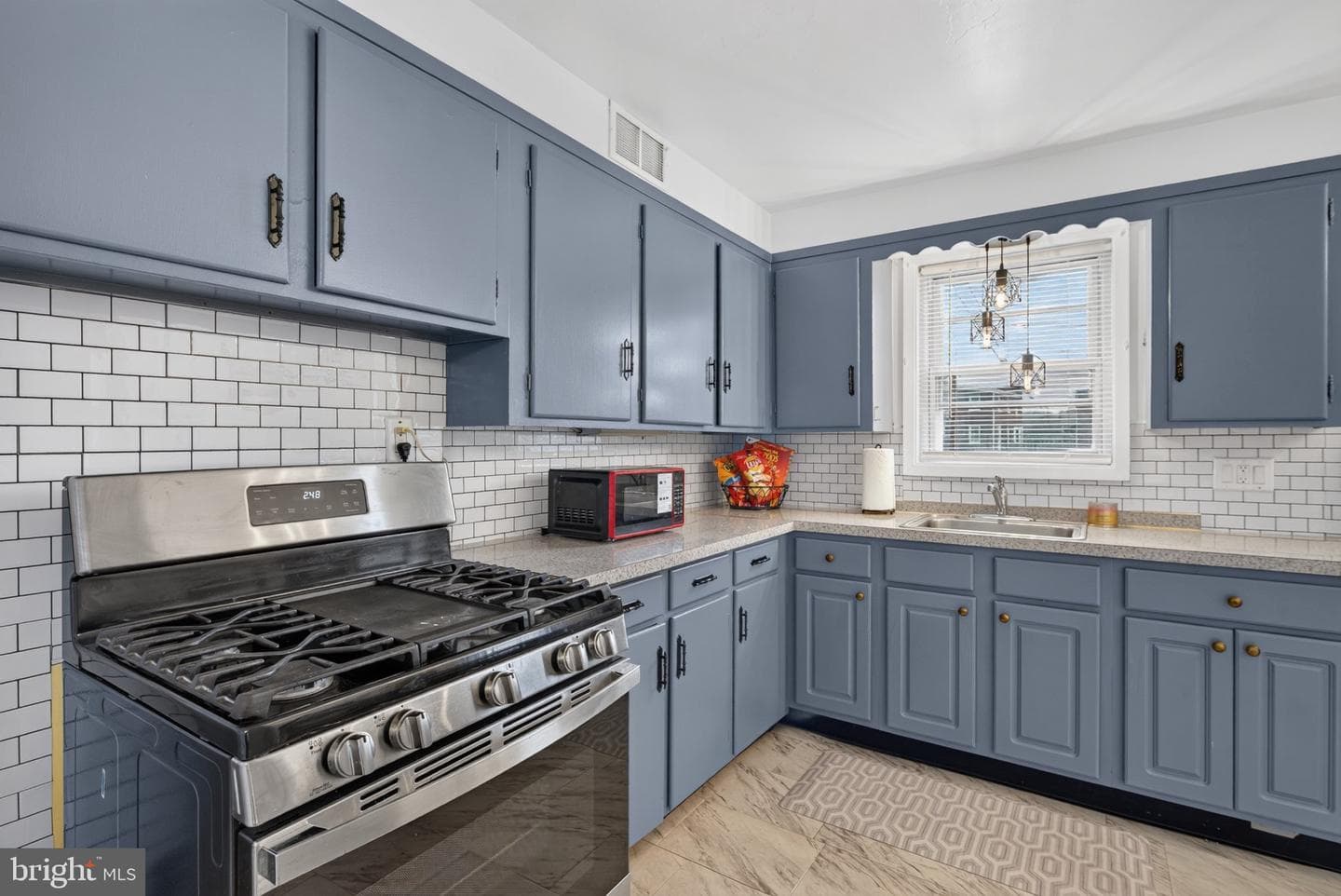 1127 Jamaica Road photo 13