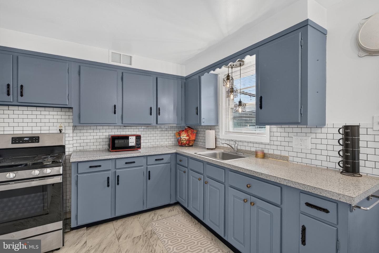 1127 Jamaica Road photo 15