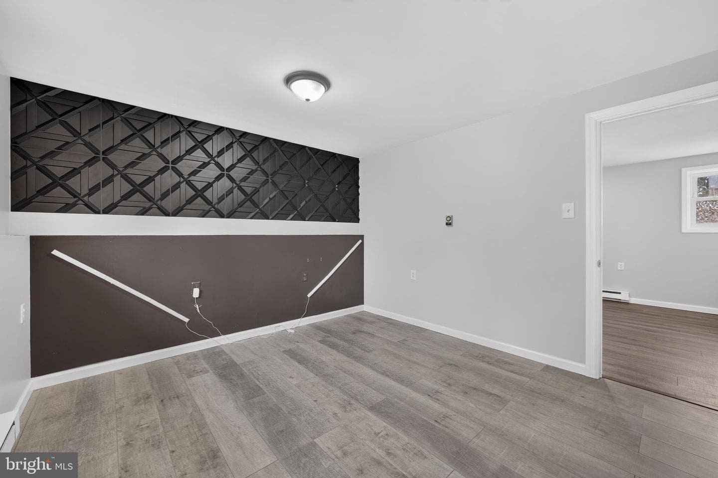 104 Kent Road photo 25