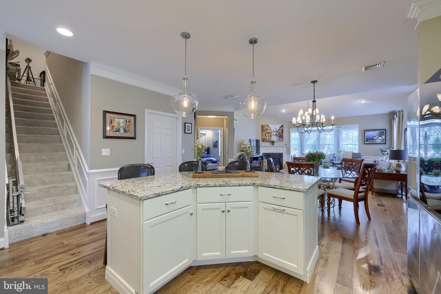 1068 Constitution Drive photo 24