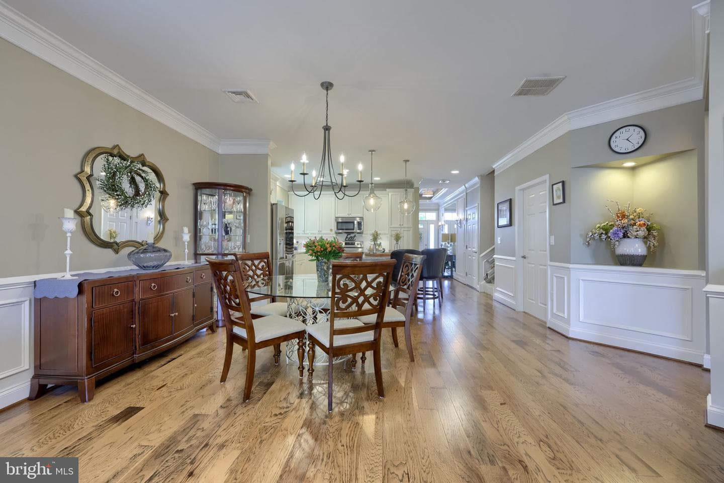 1068 Constitution Drive photo 31