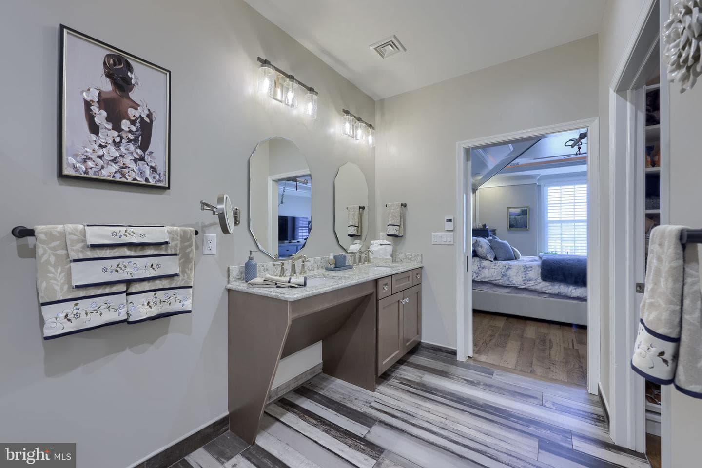 1068 Constitution Drive photo 40