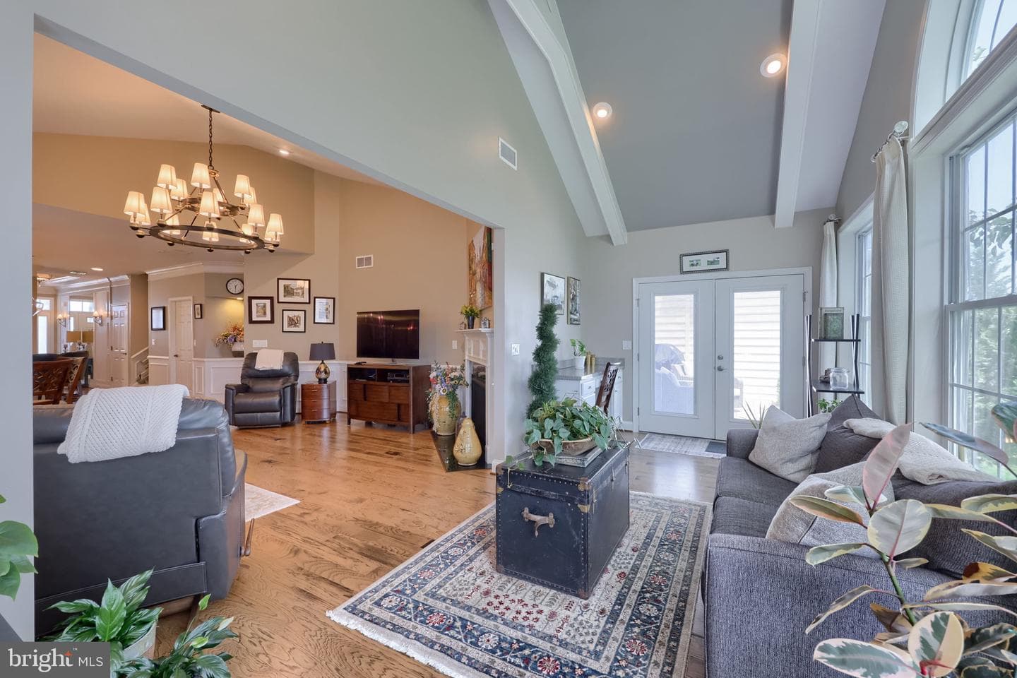 1068 Constitution Drive photo 46