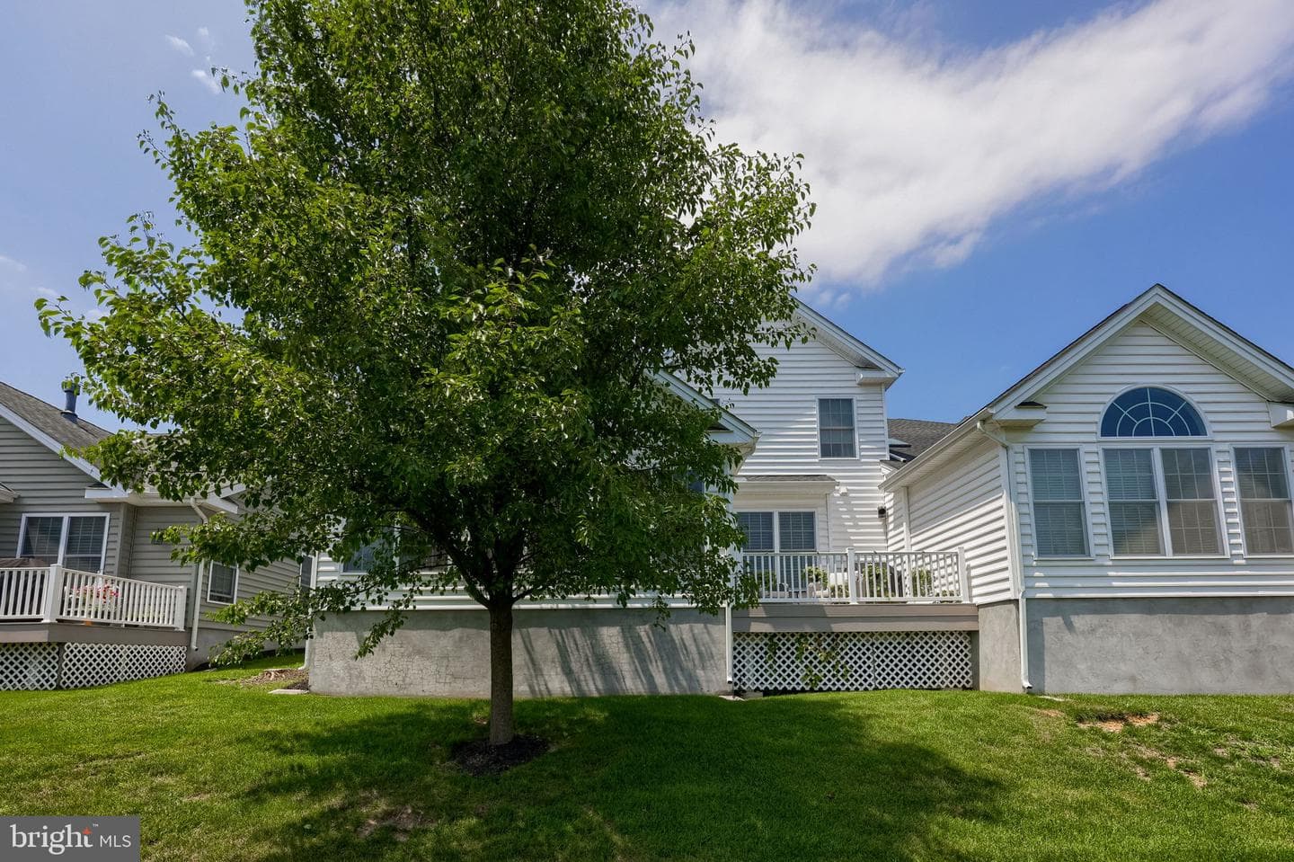 1068 Constitution Drive photo 57