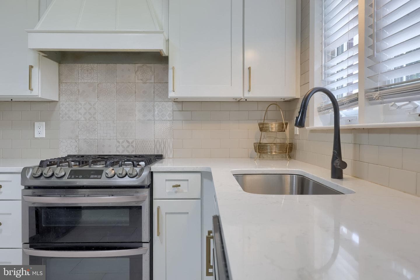 1700 Manor Street photo 18