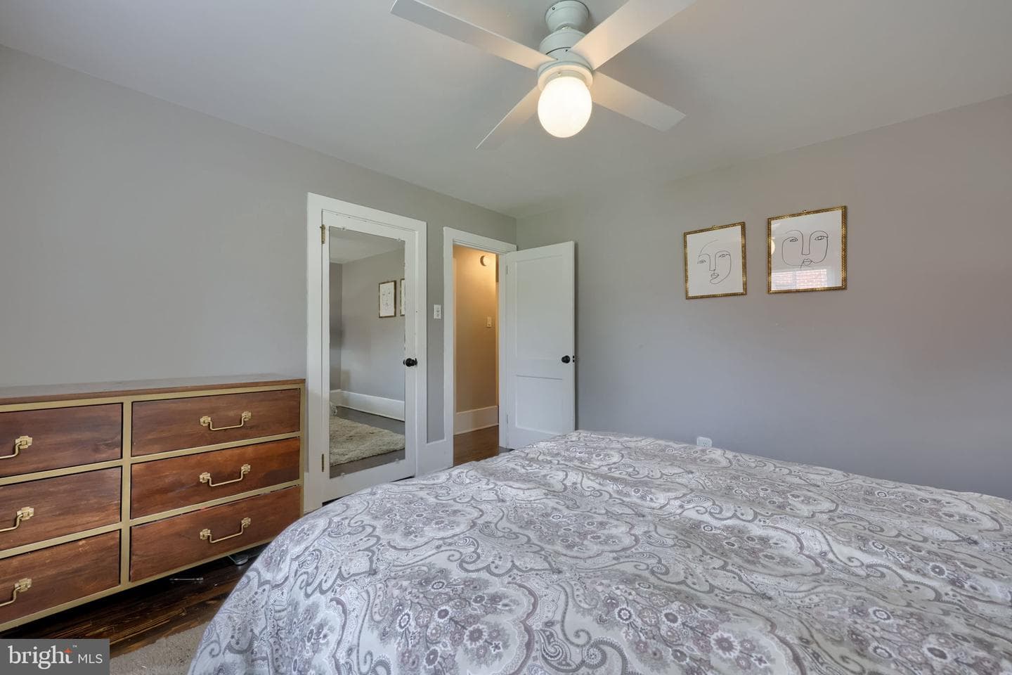 1700 Manor Street photo 20