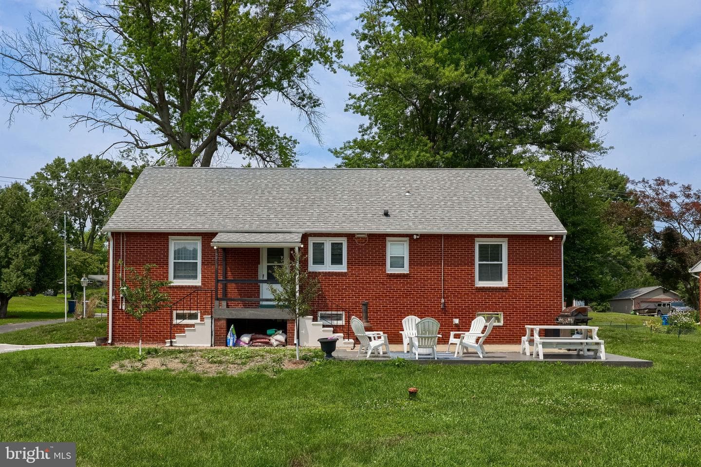 1700 Manor Street photo 41