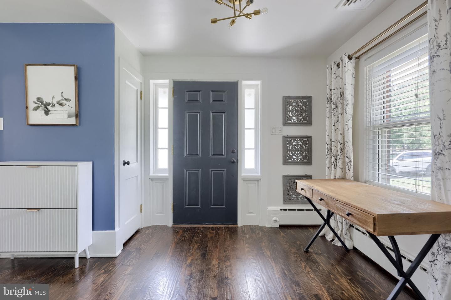 1700 Manor Street photo 8