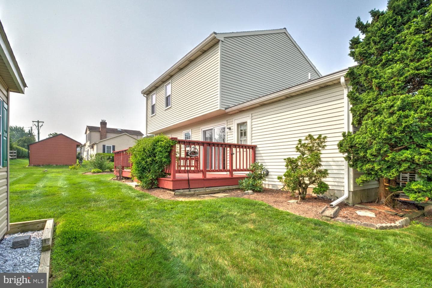 205 Walnut Lane photo 34
