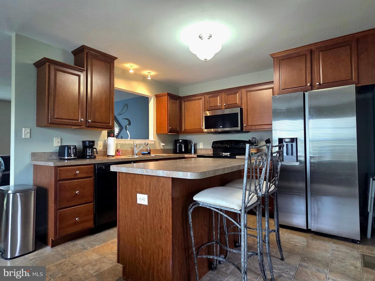 203 Heathersage Drive photo 15