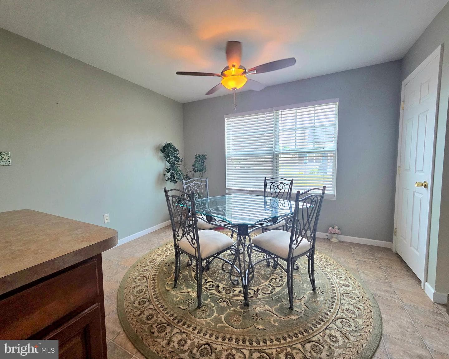 203 Heathersage Drive photo 19
