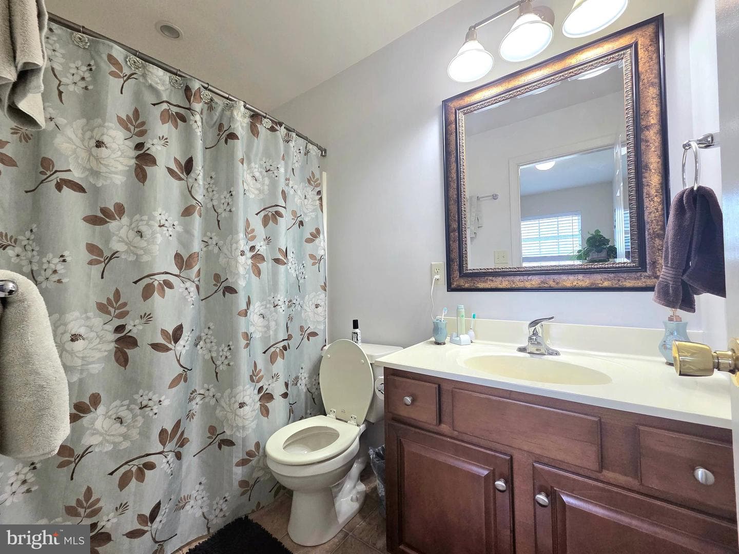 203 Heathersage Drive photo 35