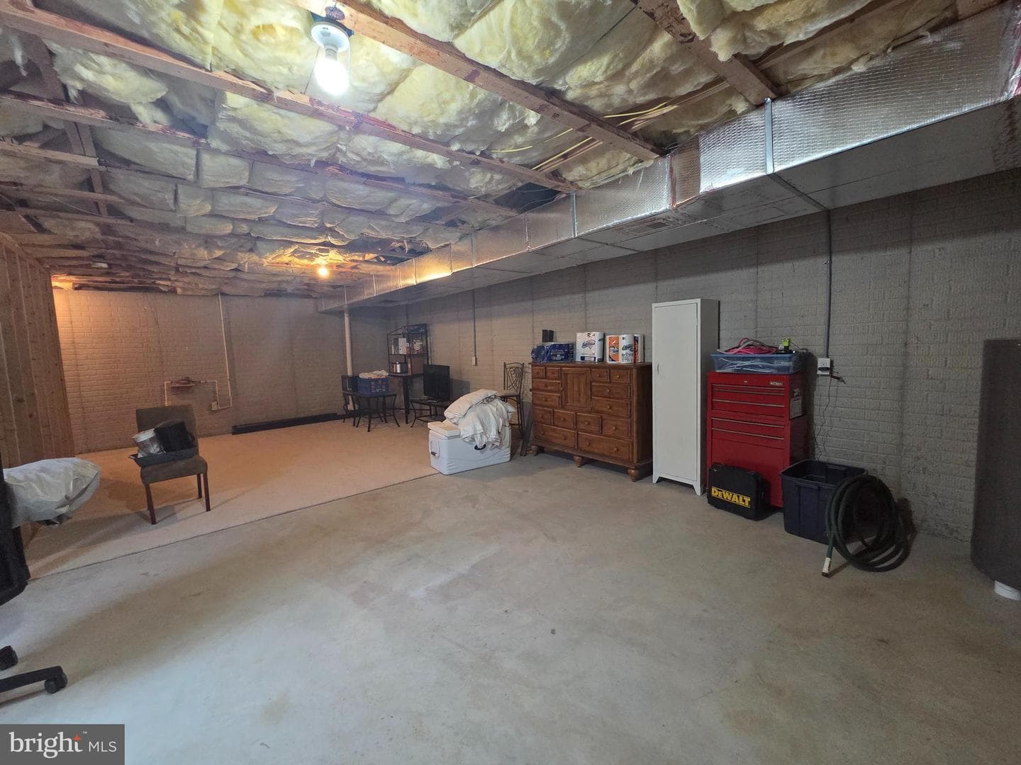 203 Heathersage Drive photo 37