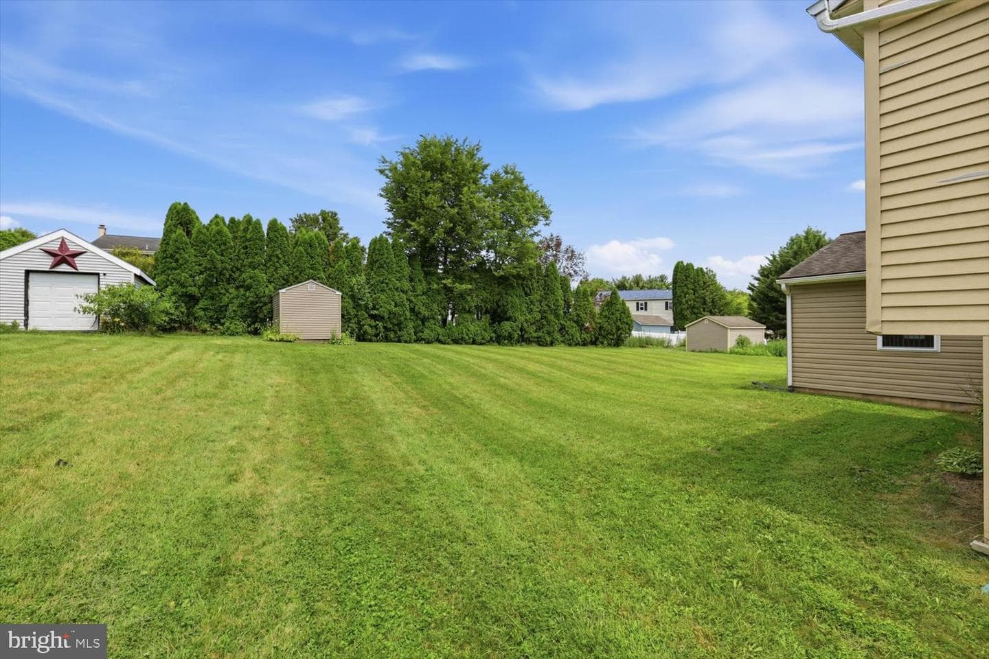 33 Hoover Road photo 51