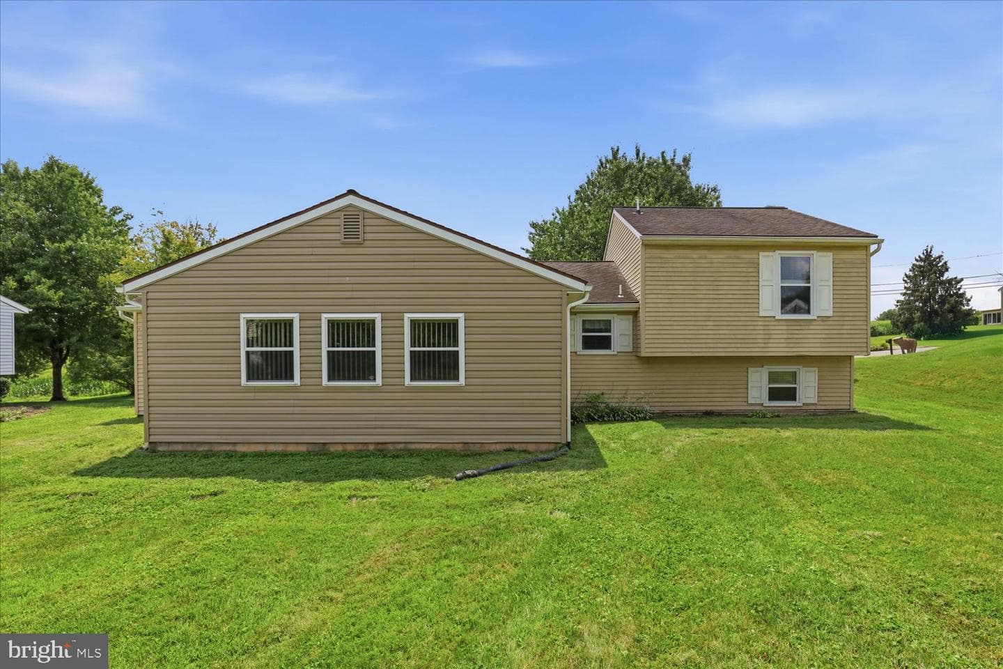 33 Hoover Road photo 55