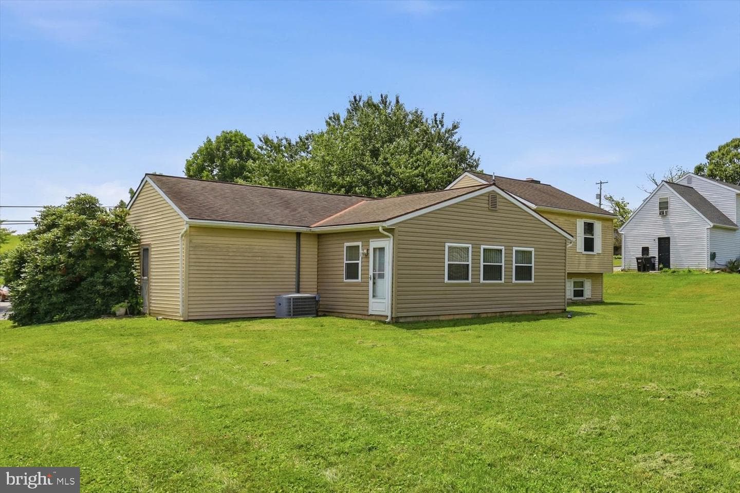 33 Hoover Road photo 58