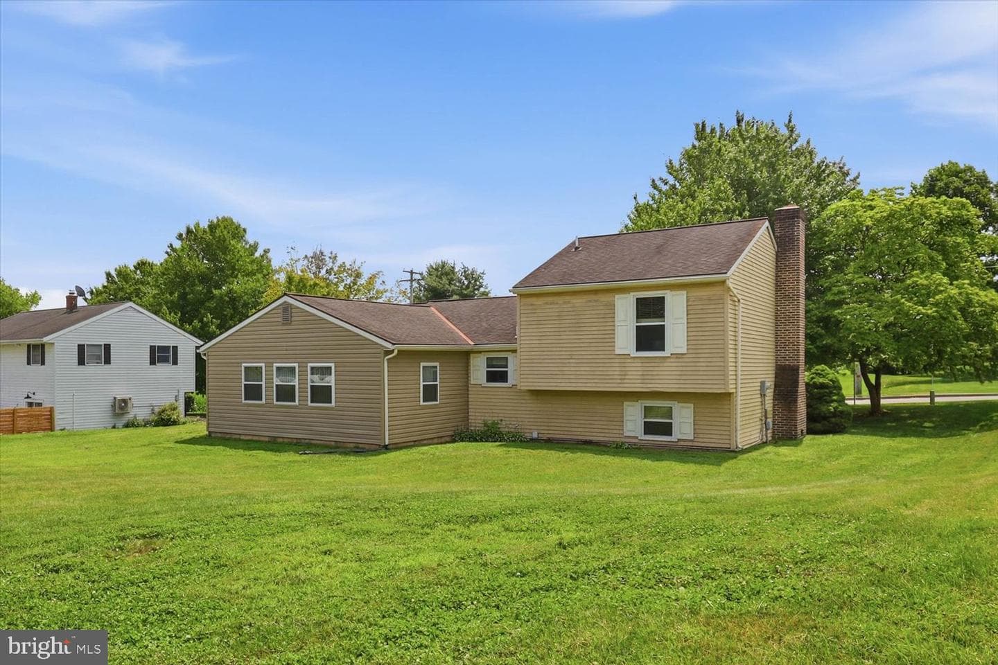 33 Hoover Road photo 59