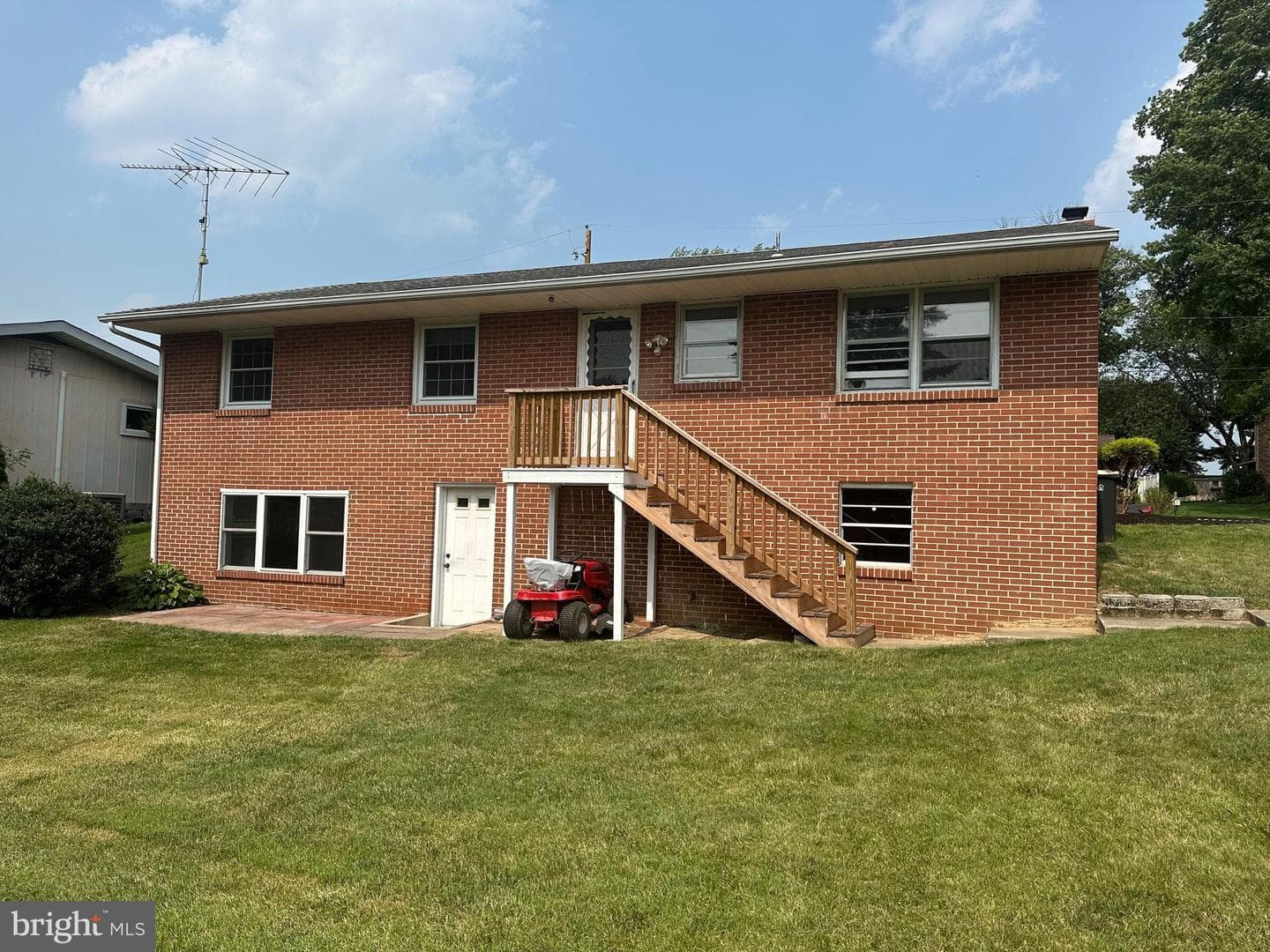 214 Whittier Lane photo 29