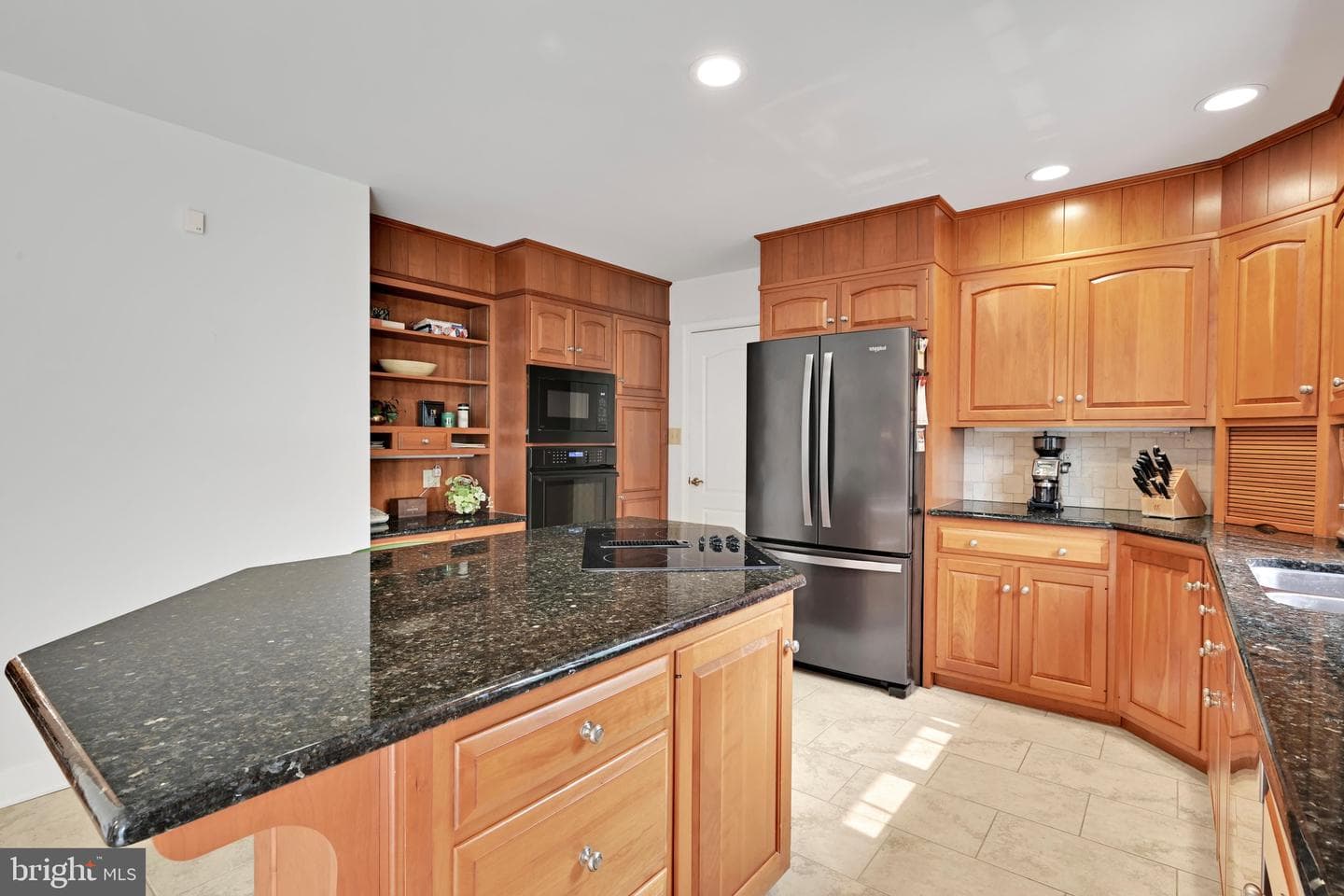 1318 Beaconfield Lane photo 10