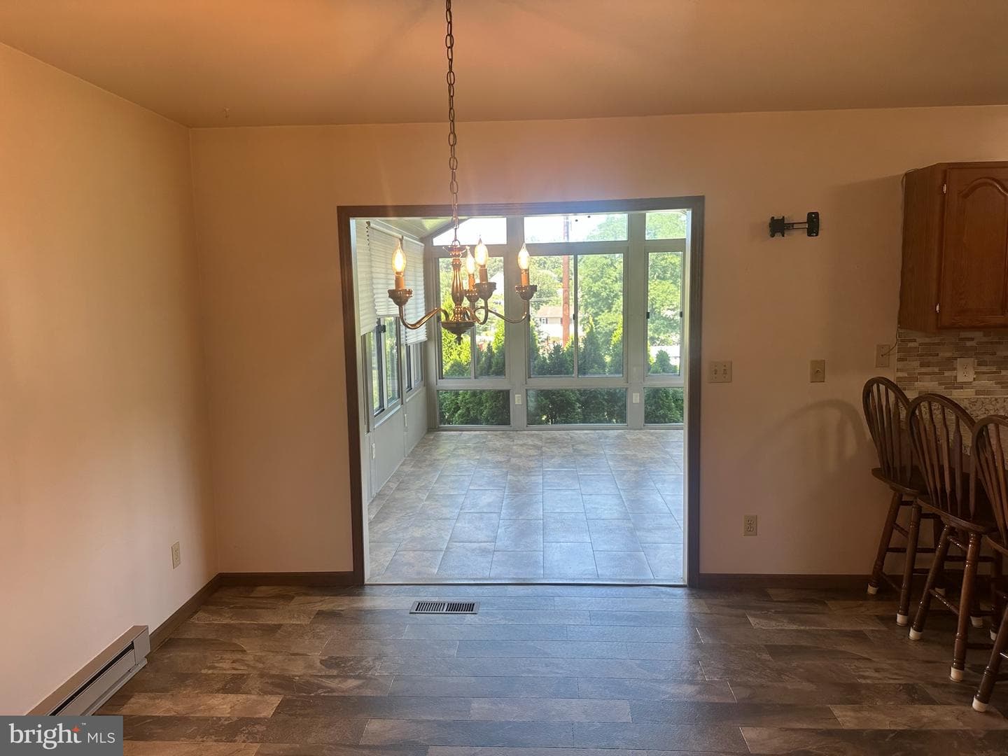 2143 Sheri Lane photo 10