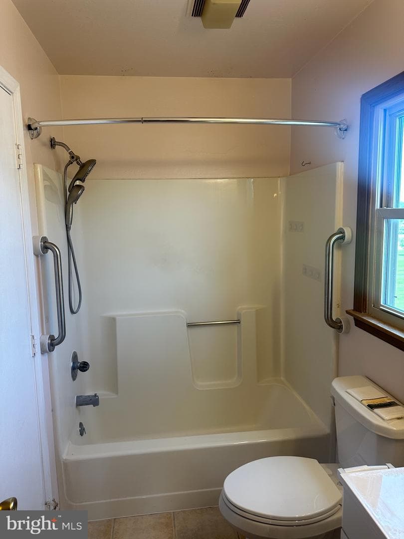 2143 Sheri Lane photo 22
