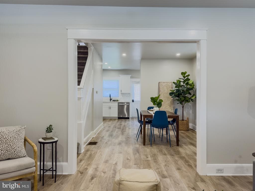 338 Ruby Street photo 5